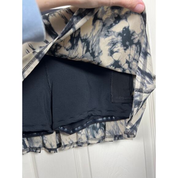 Lululemon Womens 6 / S Pace Setter Skort Black Cream Stretch Pull On Golf Tennis - Picture 3 of 7